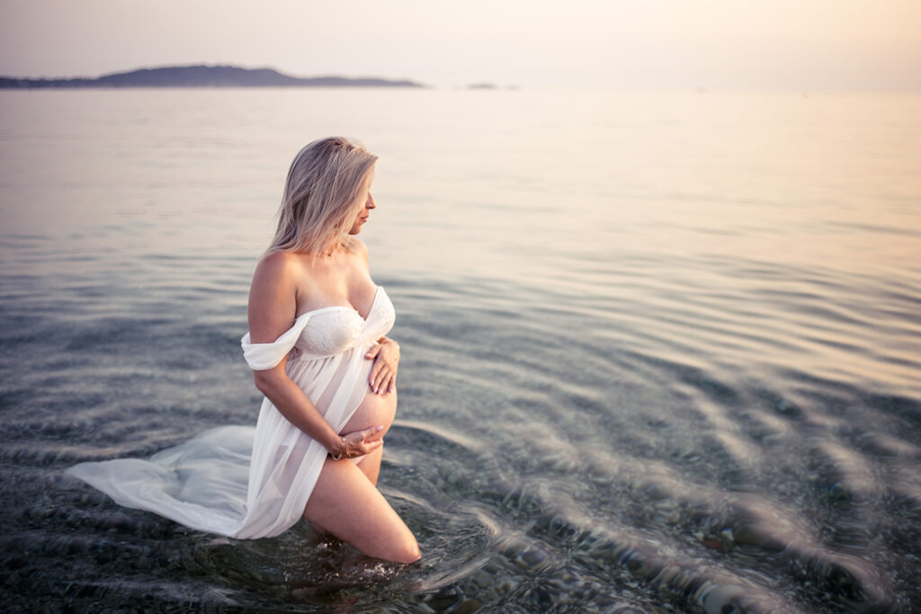 PHOTOGRAPHE-GROSSESSE-HYERES