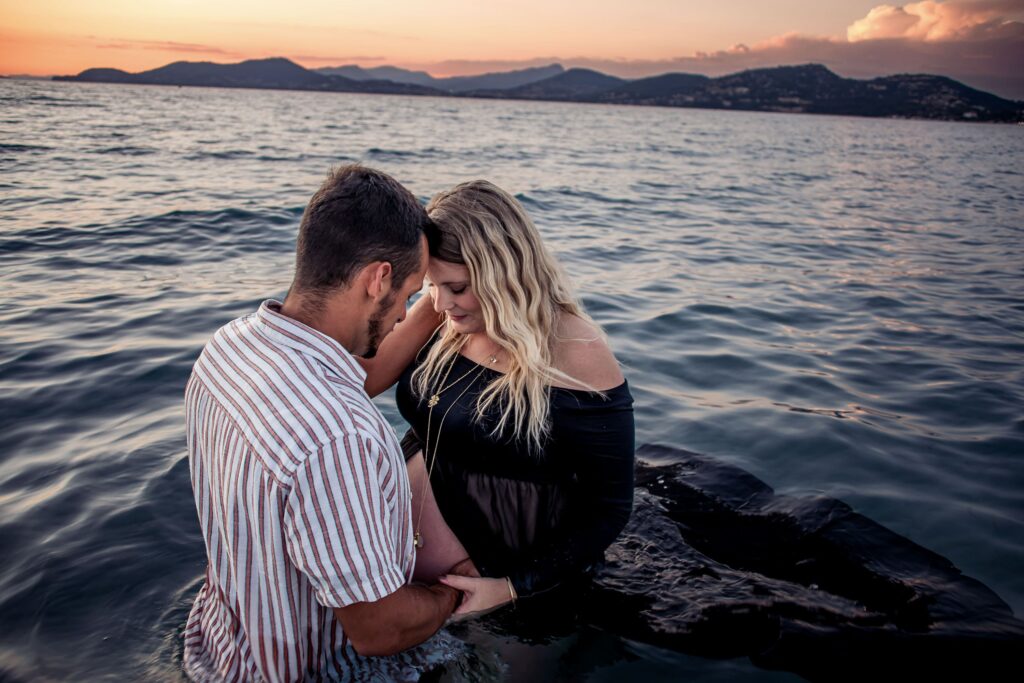 Photographe Portrait à Hyères : Famille, Maternité, Grossesse, Future Maman