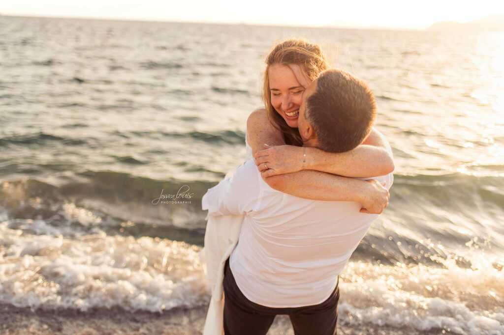 Séance Photo couple Anniversaire de mariage, noces. Photographe de Couple à Hyères.