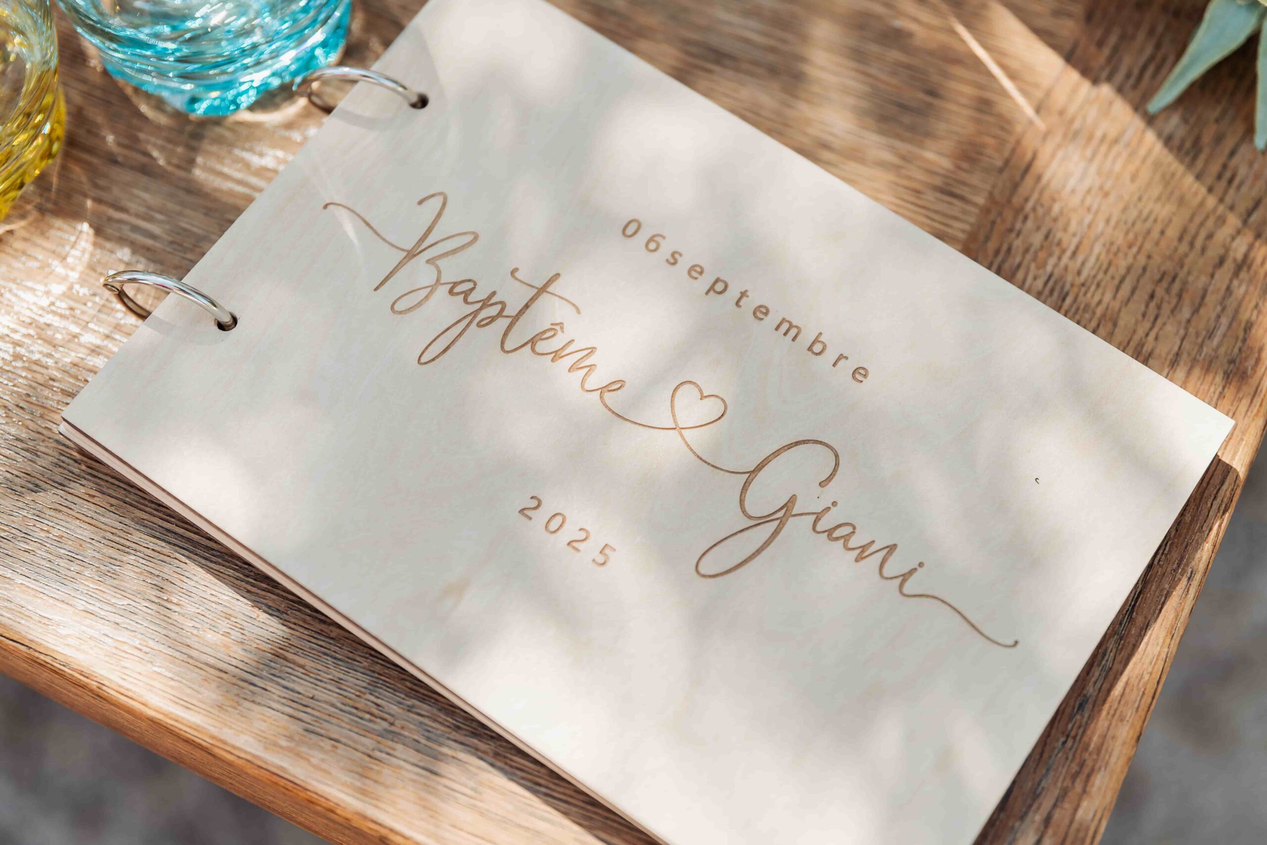 photographe-bapteme-hyeres-var-livre-famille