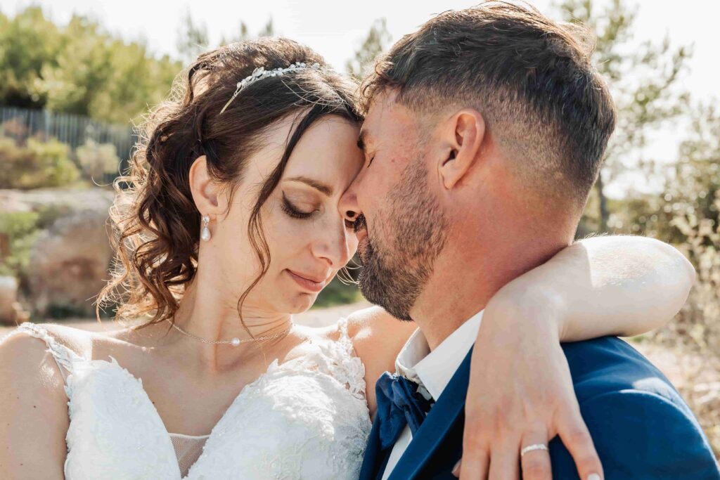 photographe-mariage-hyeres-couple-moment-intime