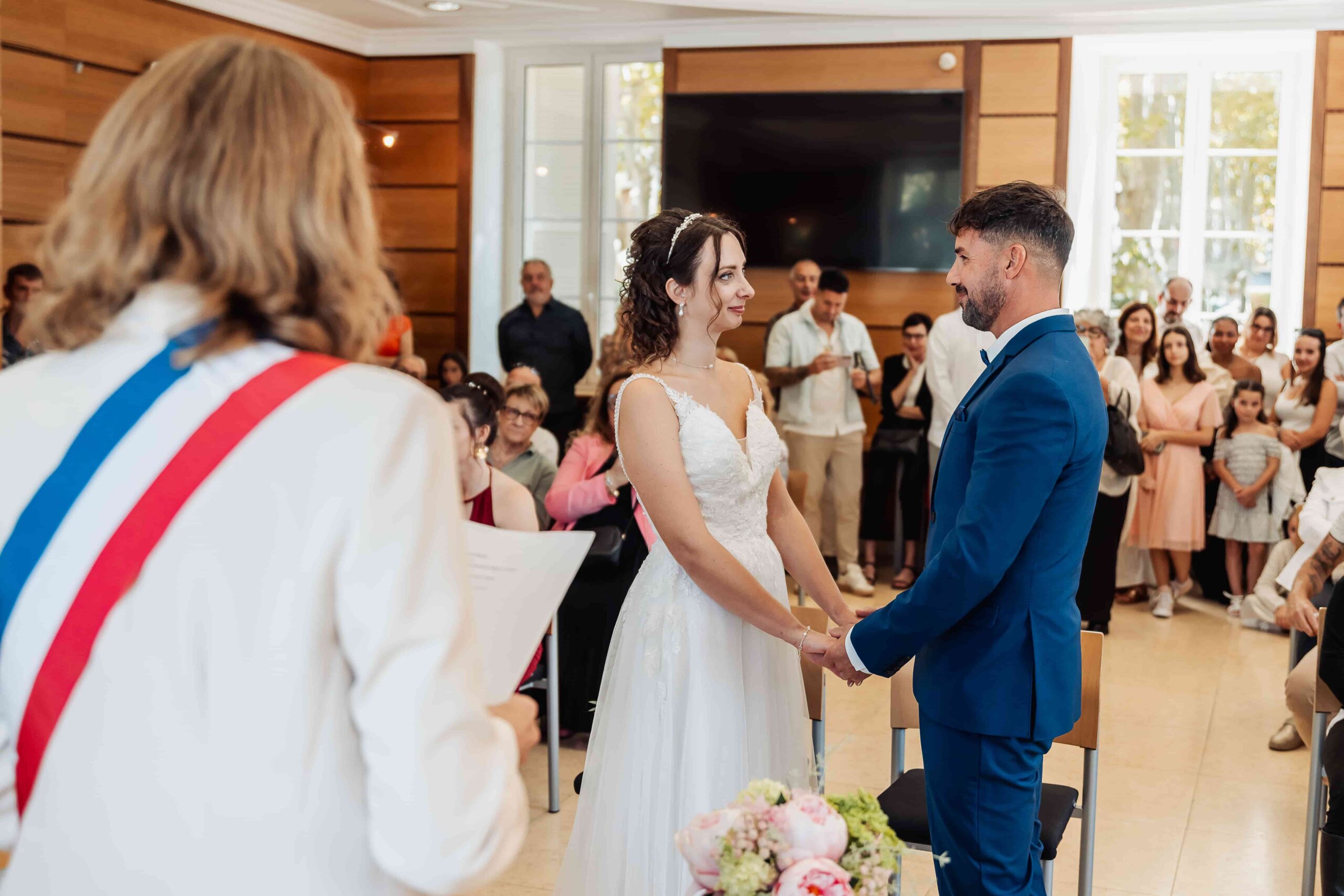 photographe-mariage-hyeres-mairie-echange-vœux